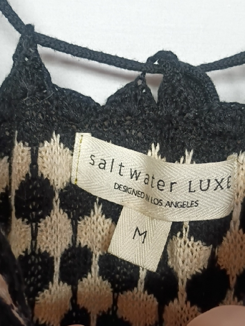 saltwater LUXE Black & Cream Crochet Peplum Crop Top - Picture 2 of 9